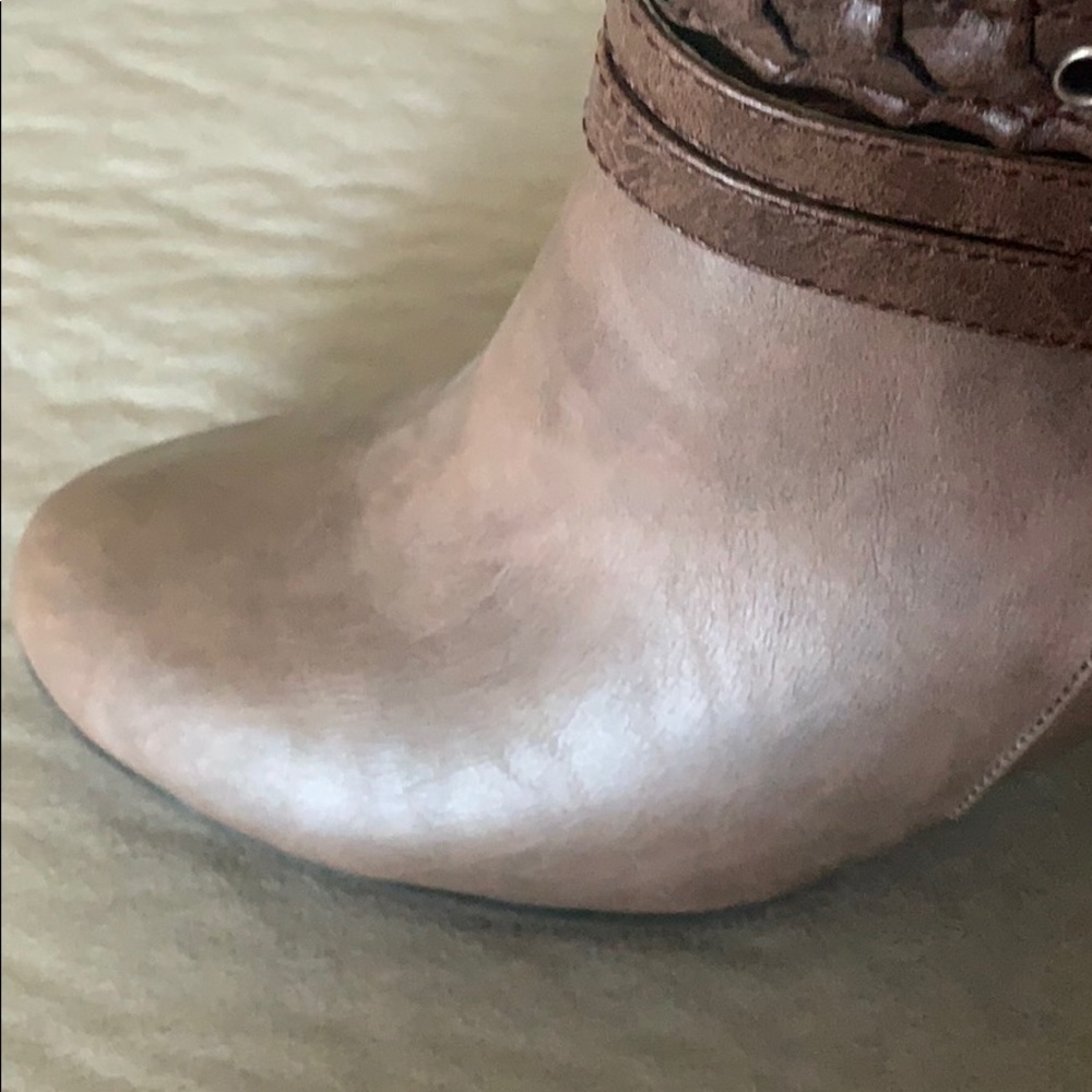 Mocha Booties - Picture 5 of 10